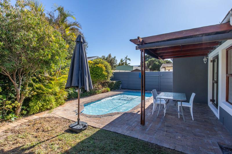 To Let 3 Bedroom Property for Rent in Lakeside Western Cape